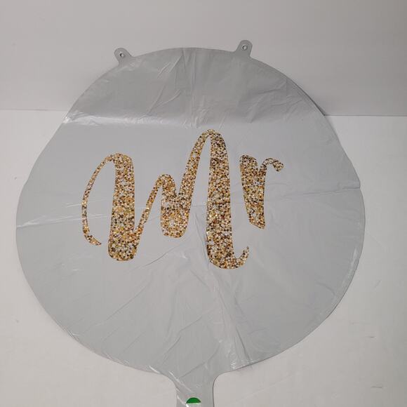 2 Sets of wedding decorations balloons. - Picture 3 of 8